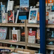 Grande vente de livres à petits prix