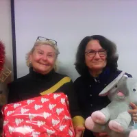  &copy; Photo prise dans le local du ccas de Menton , lors de la distribution de cadeau de noël.