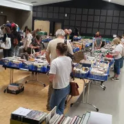 Bourse aux livres et dvd de CARITAS