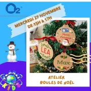 Atelier boules de Noël chez Planet Kid's