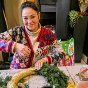 Atelier d'art floral : centre de table de Noël