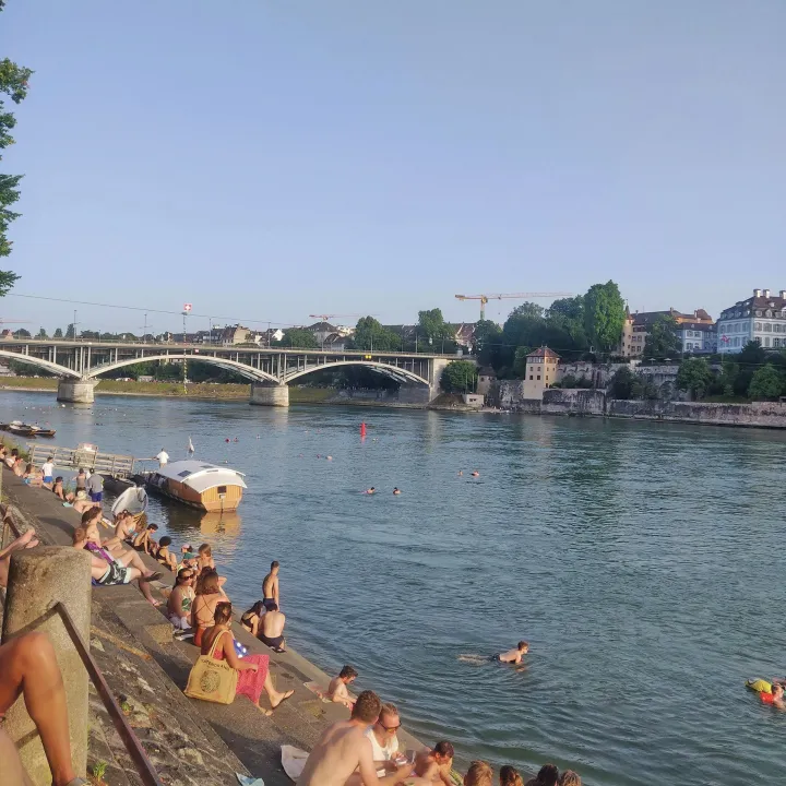 Bâle en Suisse, les bords du Rhin