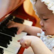 Bébés musiciens à La Roche-Chalais