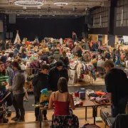 Bourse Aux Jouets Et Vide-Dressing