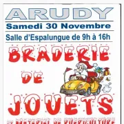 Braderie de jouets et matériel de puériculture