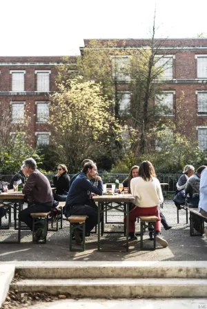 Un salon à l'esprit festif et convivial à Motoco