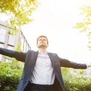 Café Philo : La Liberté Implique T-Elle Responsabilité ?