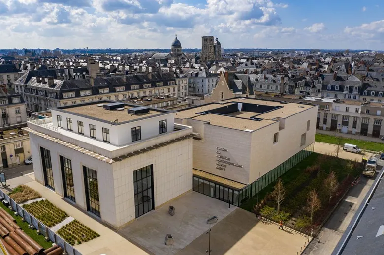 Bâtiment du CCCOD de Tours