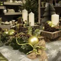 Un centre de table aux notes chaleureuses et naturelles DR