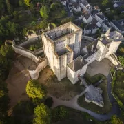 Enquête au Donjon