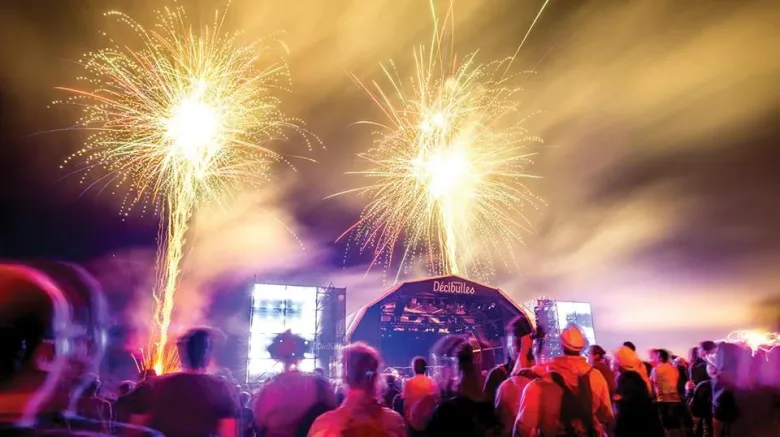 Le festival Décibulles se clôture généralement avec un feu d'artifice 