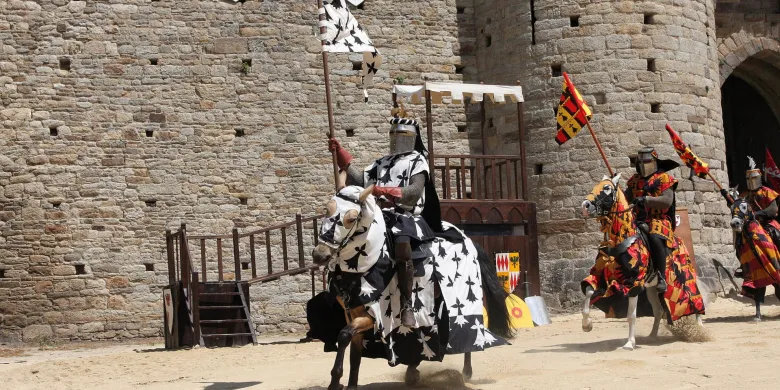 Joute à cheval à la Fête des Remparts de Dinan