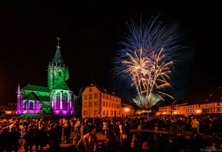 Le feu d'artifice clôt les festivités de la Pentecôte à Wissembourg