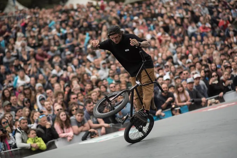 Show de BMX au FISE 2020