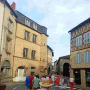 Journées de l\'Architecture - Visite ludique à la recherche des réemplois dans Saint-Léonard-de-Noblat