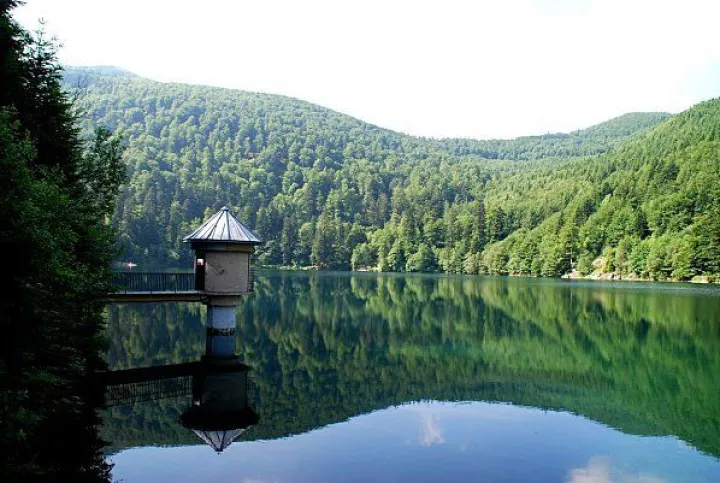 Le lac du Ballon au pied du Grand Ballon