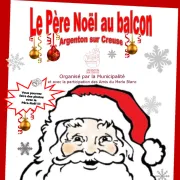 Le Père Noël au balcon