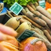 Le petit marché alimentaire