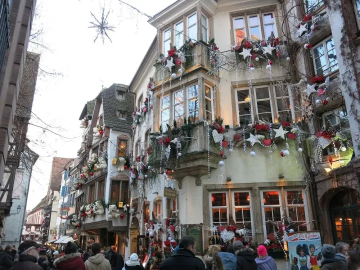 Rue du Maroquin, l’allée féerique