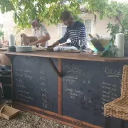 Les Amuse-Gueules du Château de La Vieille Chapelle - guinguette au bord de l\'eau