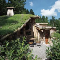 La maison du Hobbit &copy; Michel Laurent - Bol d'Air