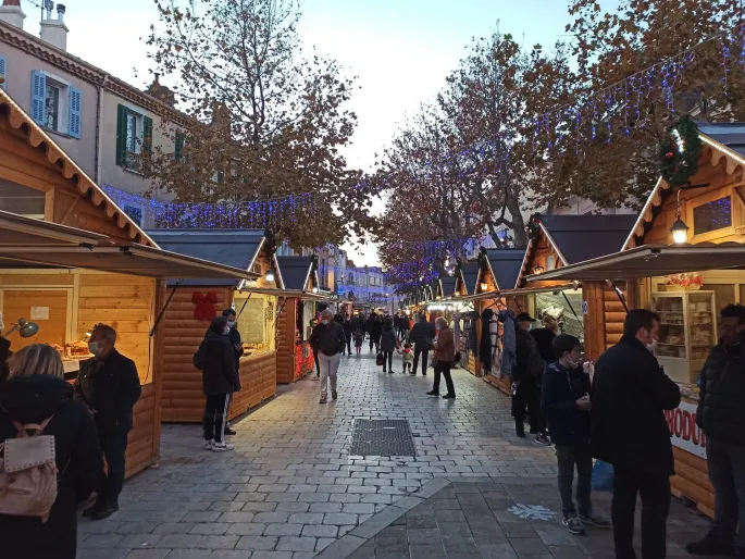 Marché artisanal de Noël à Martigues