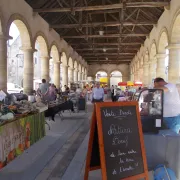 Marché hebdomadaire d\'Airvault (samedi matin)