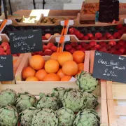 Marché hebdomadaire de Coulonges-sur-l'Autize (mardi matin)