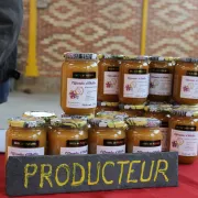 Marché hebdomadaire de Coulonges-sur-l'Autize (samedi matin)