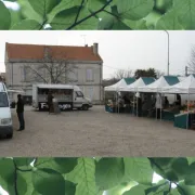 Marché hebdomadaire du vendredi matin de Targon