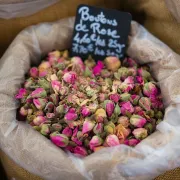 Marché provençal hebdomadaire d\'Eygalières