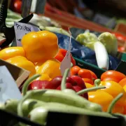 Marché Traditionnel De Clermont L\'Hérault