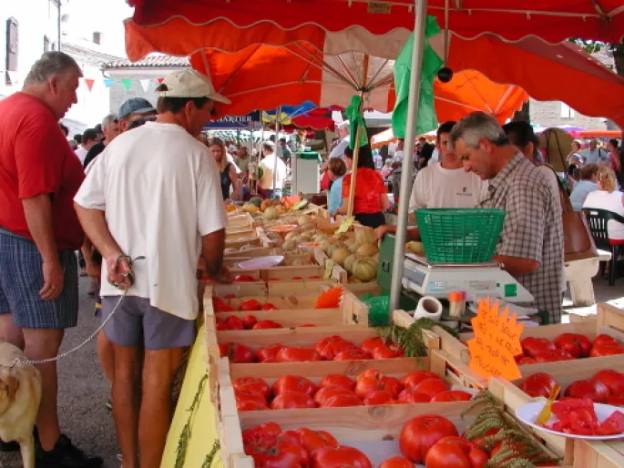 Marché traditionnel de Lavardac