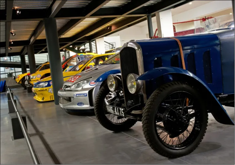 Les voitures sportives exposées au Musée de l'Aventure Peugeot