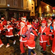 Noël à Chartres : Footing des pères Noël