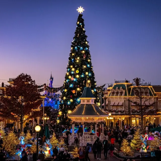 Noël enchanté à Disneyland Paris