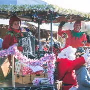 Noël à Niort : Déambulation Le Chariot du Père Noël