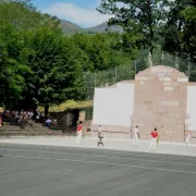 Pelote basque : les 100 ans de la Zaharrer Segi : projection du documentaire Perkainen itzalean