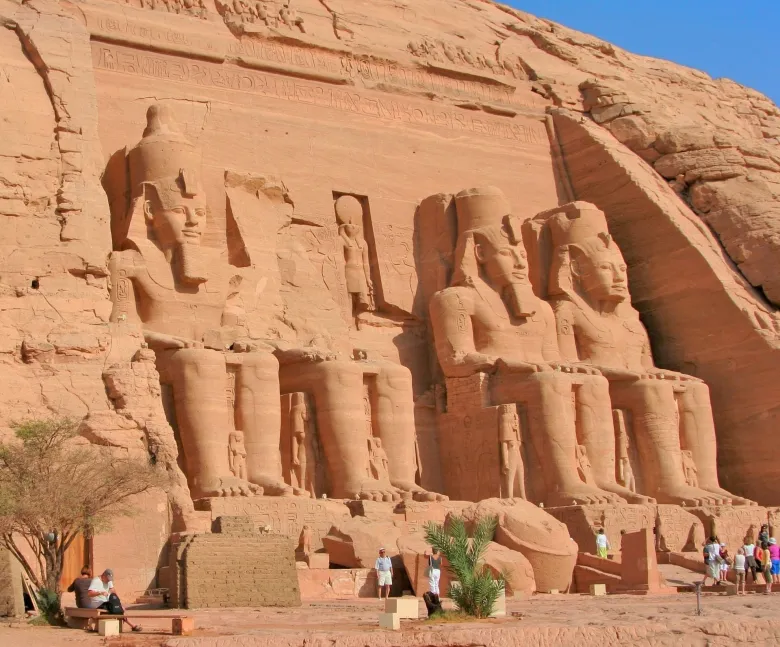 Le temple d'Abou Simbel a été bâti sous le règne de Ramsès II