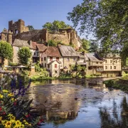 Ségur-le-Château : Visite guidée du village et du château