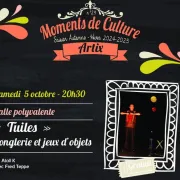 Spectacle de jonglerie et jeux d’objets : Tuiles