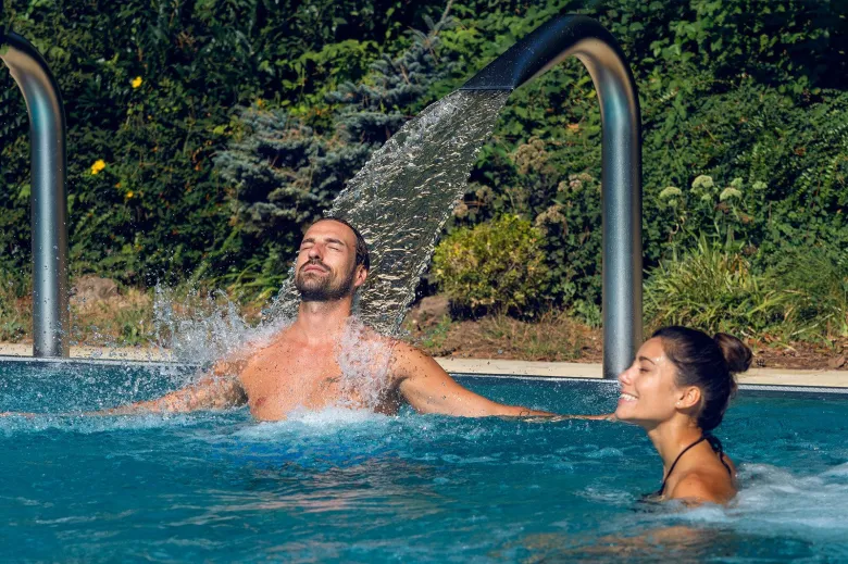 La douche cascade des thermes