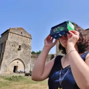 Visite d'Airvault à l'époque médiévale avec la réalité virtuelle Legendr