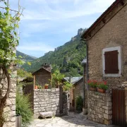 VISITE GUIDÉE DE SAINTE-ENIMIE - SANDIE BLANC