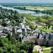 Visite Meung-sur-Loire, ville des évêques et des poètes