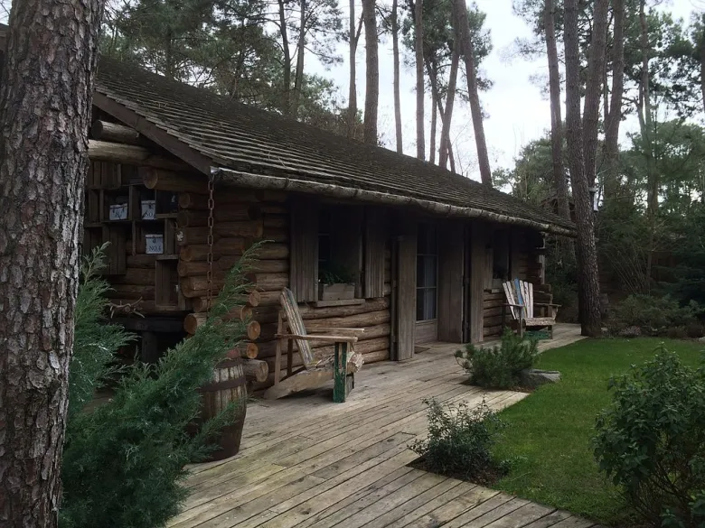 Lodge Alaska au zoo de la Flèche